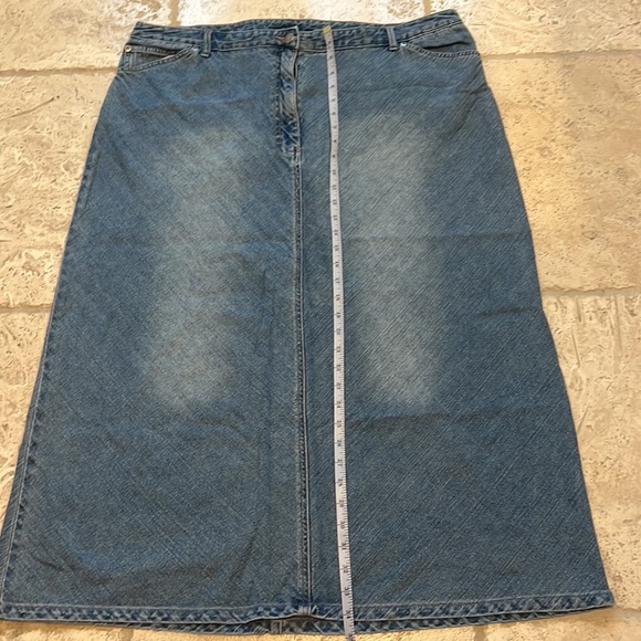 COPY - MIDI style denim skirt, size 20 - Picture 4 of 4